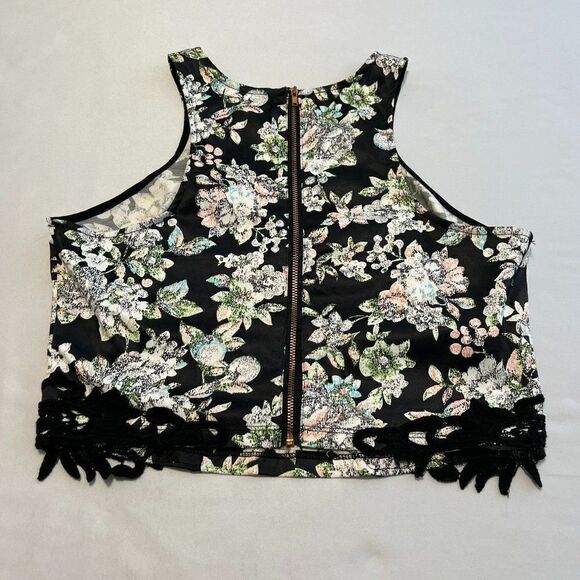 Jealous Tomatio Floral Crop Top Size Medium - Picture 2 of 5